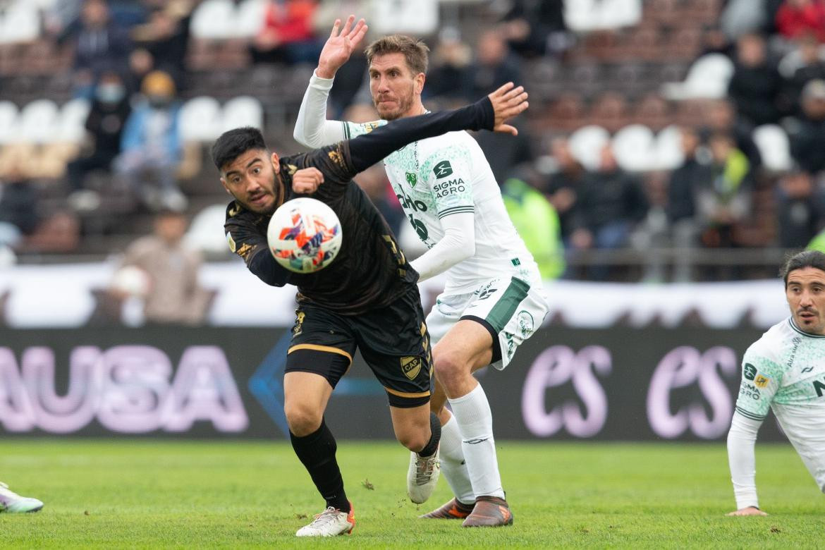 Platense vs. Sarmiento, fútbol argentino, NA	