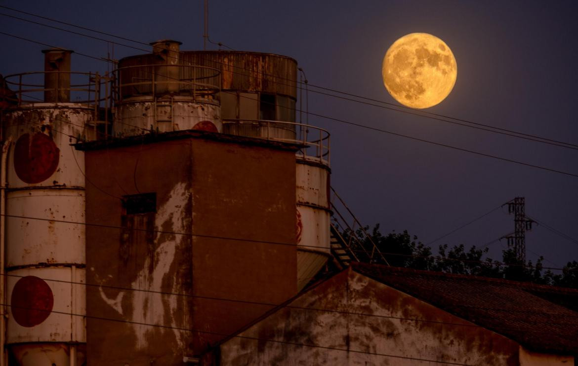 Superluna de ciervo. Foto: EFE.