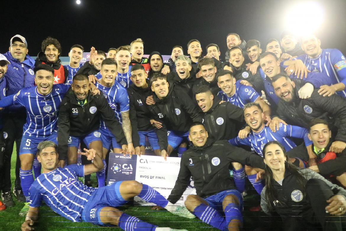 Festejo de Godoy Cruz por la Copa Argentina. Foto: @ClubGodoyCruz.