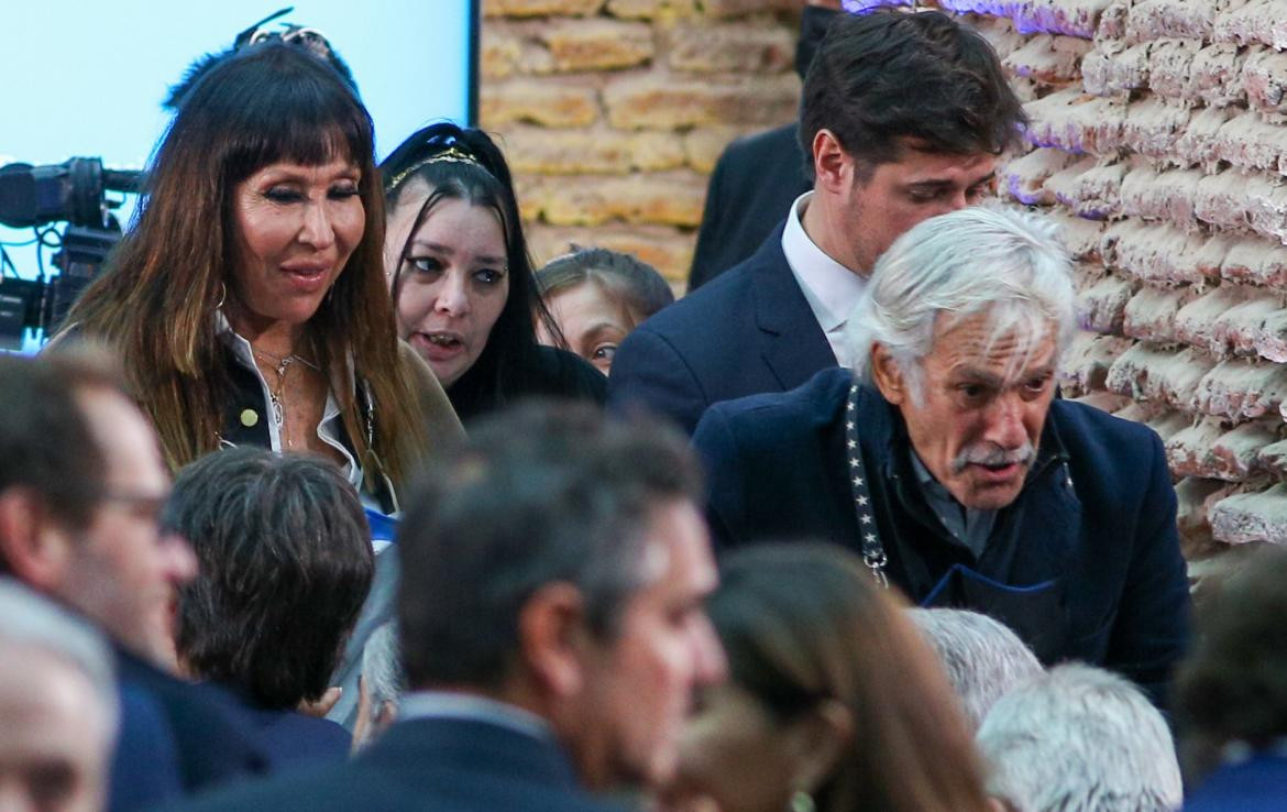 Moria Casán y Fernando Galmarini en el acto de jura del nuevo ministro de Economía, Sergio Massa. Foto NA