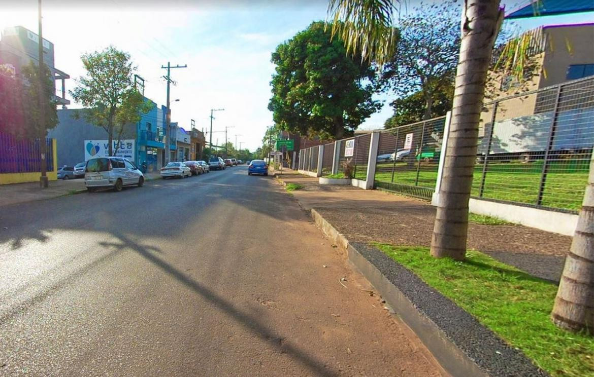 El insólito hecho ocurrió en la ciudad paraguaya de Encarnación. (Foto: Google Street View).