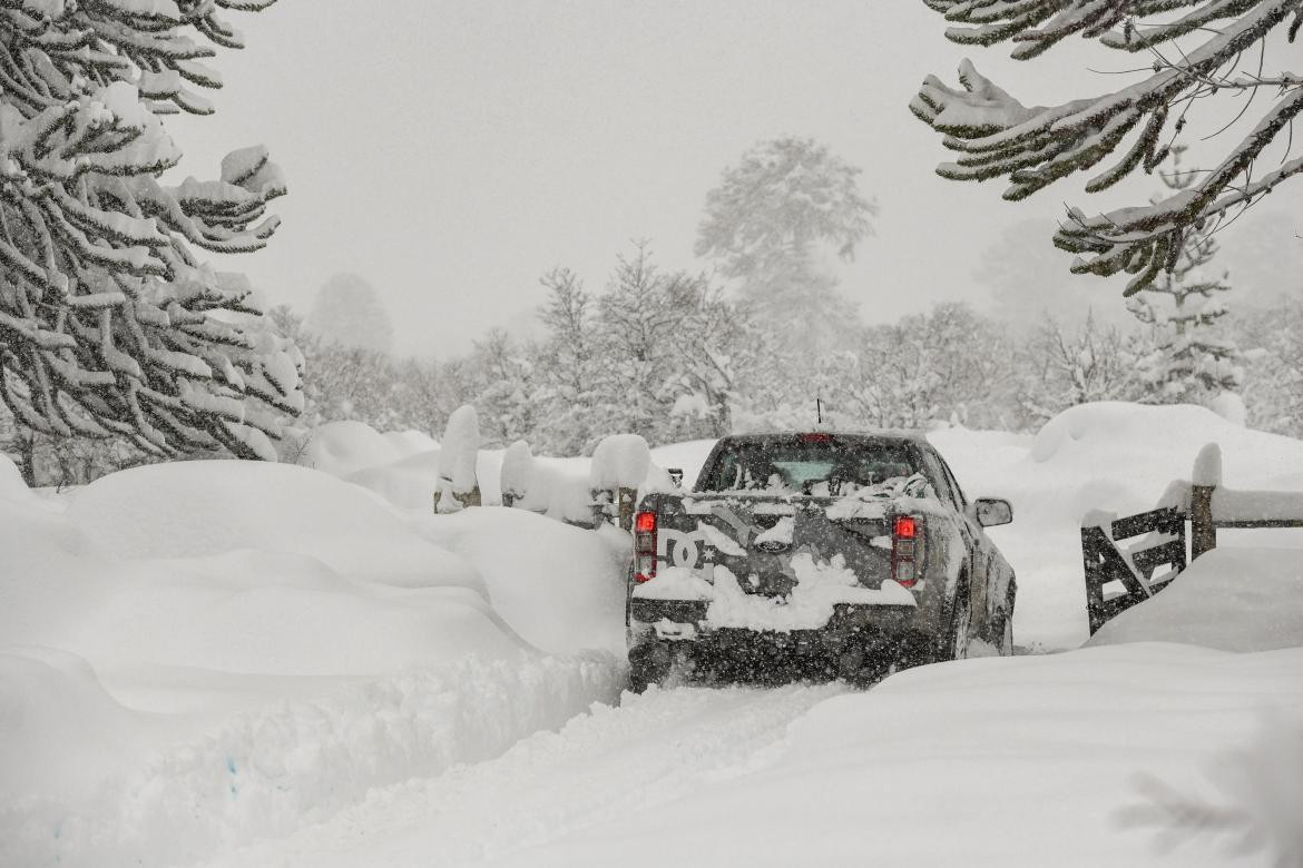 Aventura extrema en la nieve en plena cordillera. Foto: Prensa.