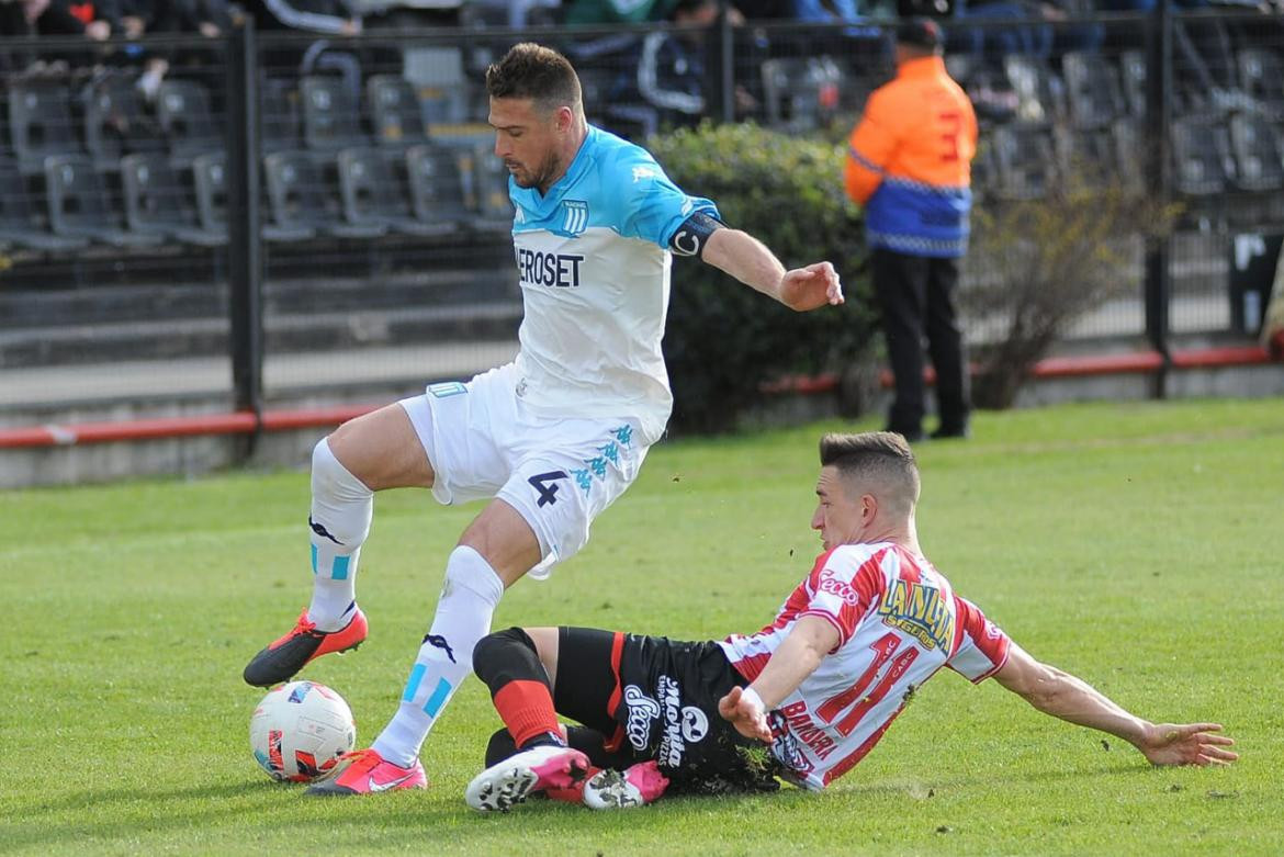 Barracas Central vs. Racing, fútbol argentino, NA	