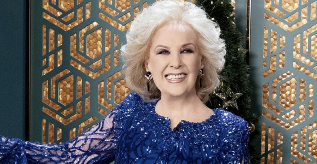 Mirtha Legrand emocionada con su vuelta a la TV. Foto: Storylab.