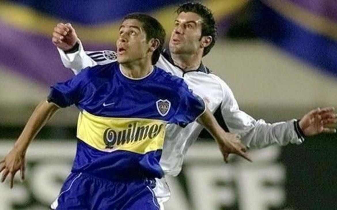 Juan Román Riquelme y Luis Figo en la Intercontinental 2000.