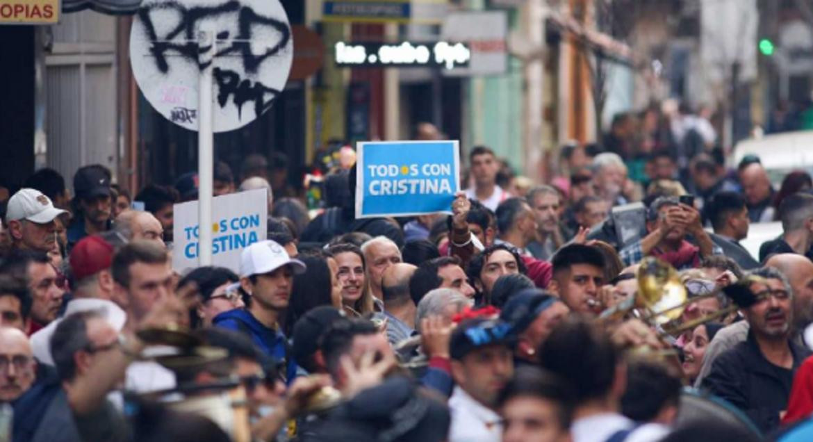 Masivas marchas en todo el país. Foto: NA.