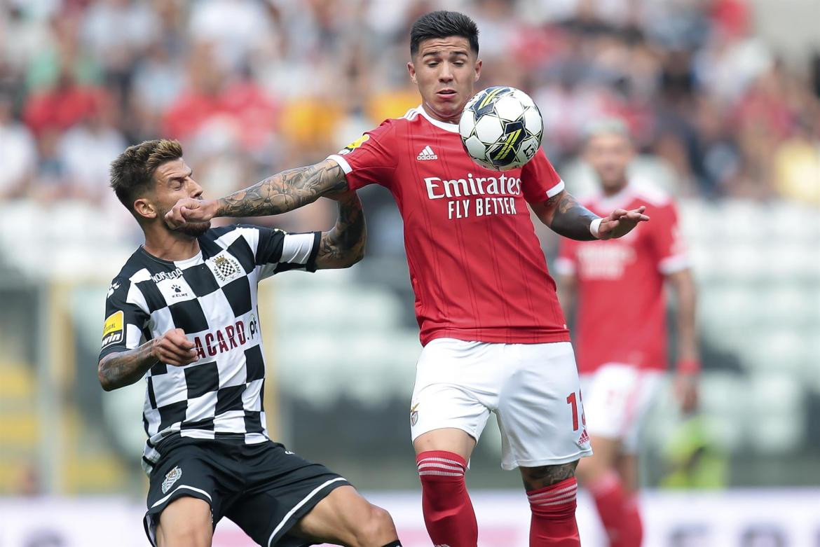 Enzo Fernández, figura del Benfica. Foto: EFE.