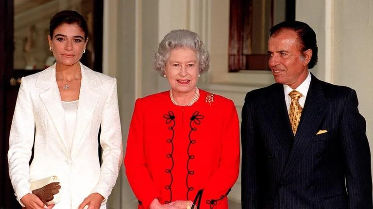 Menem y la Reina. Foto: Reuters.