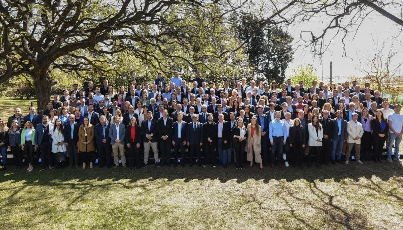 Horacio Rodríguez Larreta junto a dirigentes políticos de todo el país. Foto: NA