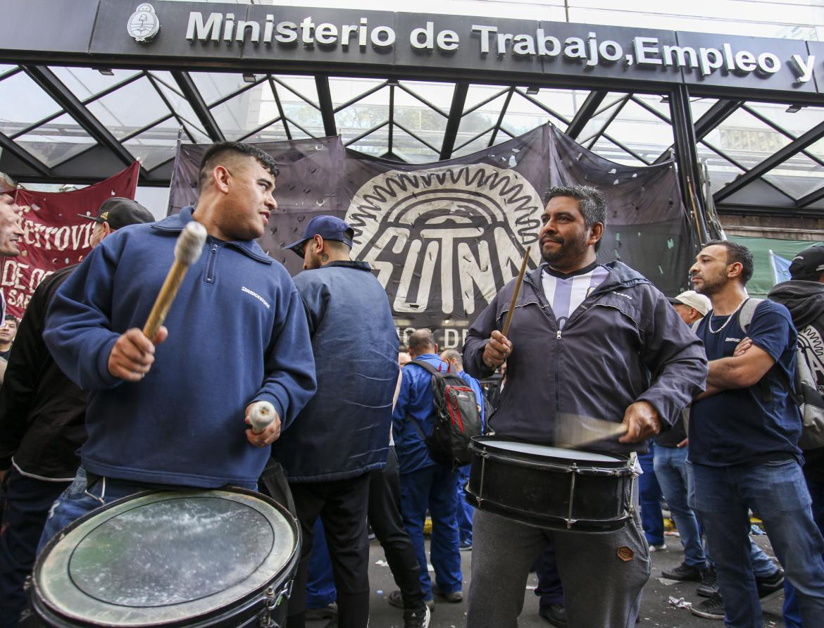 Conflicto con sindicato de la industria del neumático. Foto: NA