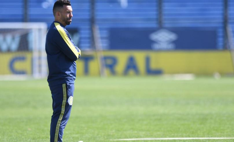 Carlos Tevez, Rosario Central. Foto: NA