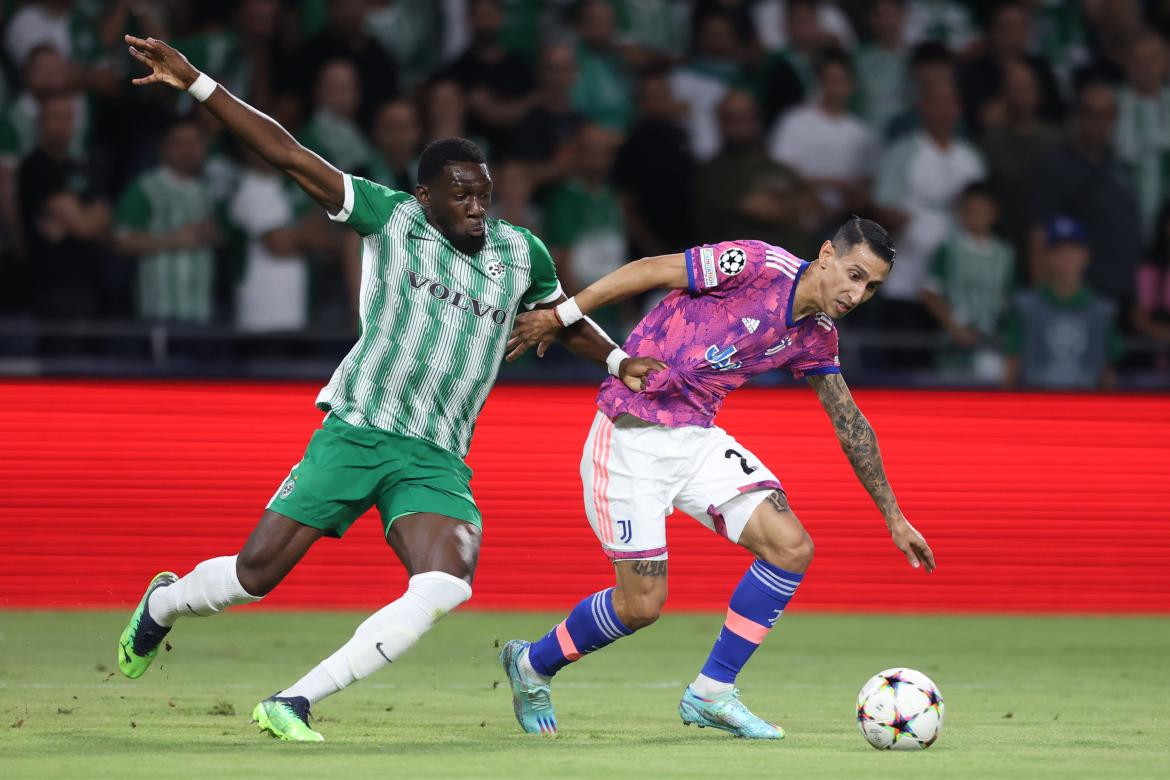 Ángel Dí María en la Juventus ante Maccabi Haifa por la Champions League. Foto: EFE.