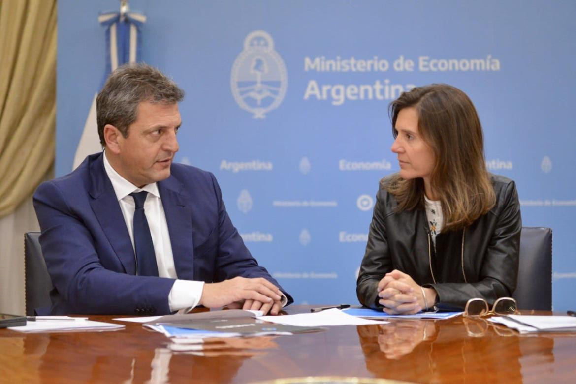 Sergio Massa y Fernanda Raverta. Foto: Twitter @SergioMassa