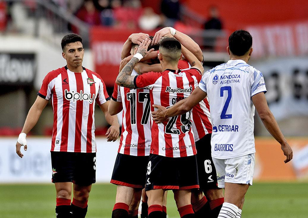 Estudiantes y Godoy Cruz, Liga Profesional. Foto: NA