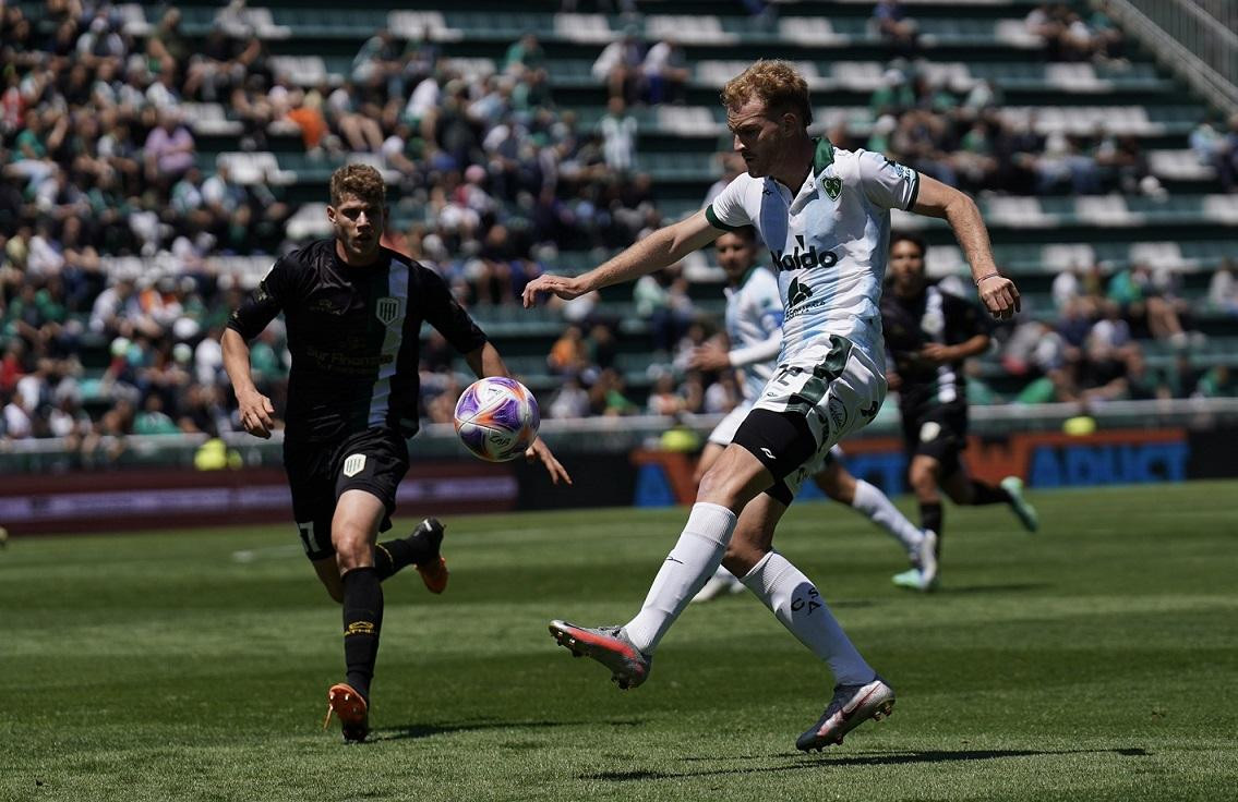 Banfield vs. Sarmiento. Foto: Twitter @CASarmientoOf.