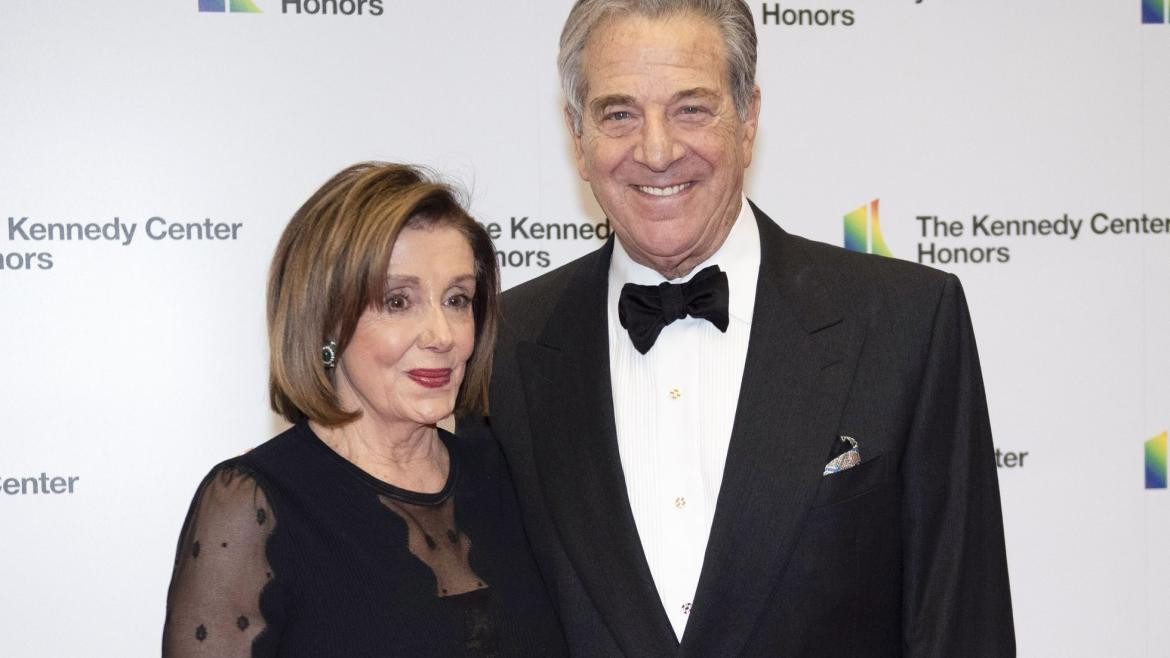 Nancy Pelosi y su esposo. Foto: REUTERS