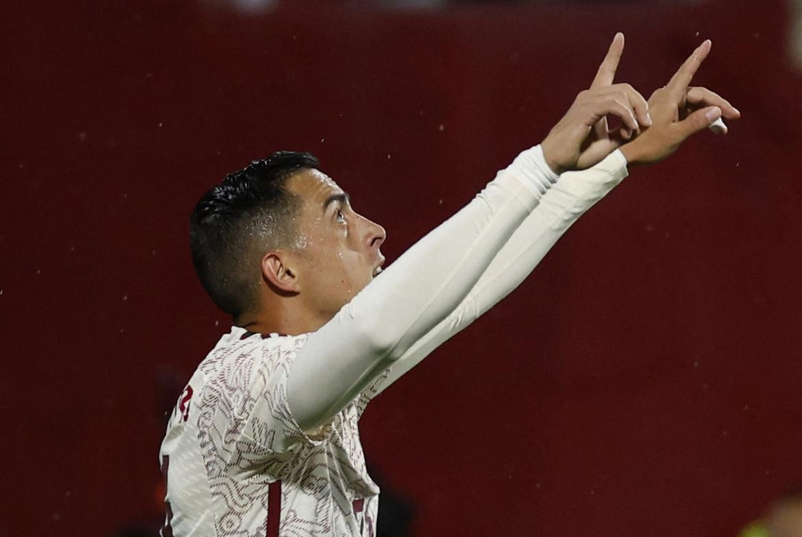 Festejo de Rogelio Funes Mori para México ante Irak en amistoso. Foto: REUTERS.