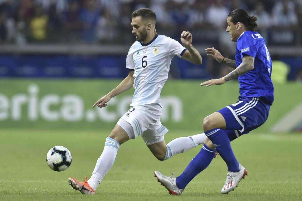 Germán Pezzella en la Selección Argentina. Foto: NA.