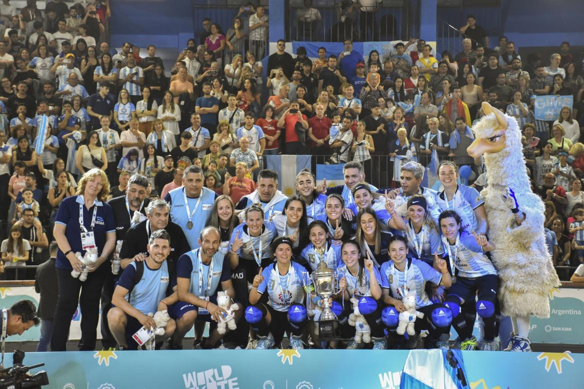 Las Águilas, hockey femenino, Télam