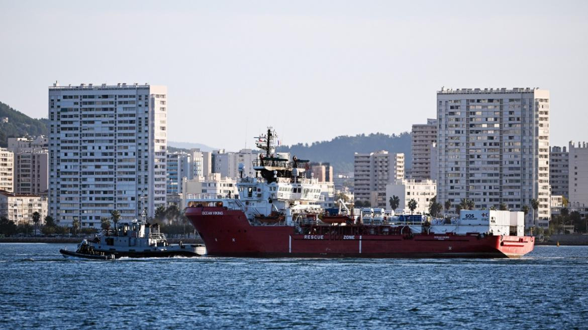 Barco humanitario en Francia. Foto: Télam