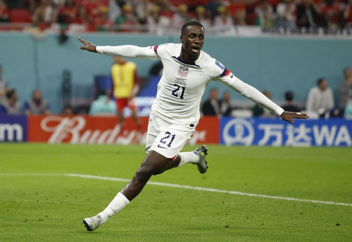 Timothy Weah; Estados Unidos-Galés; Qatar 2022. Foto: Reuters.