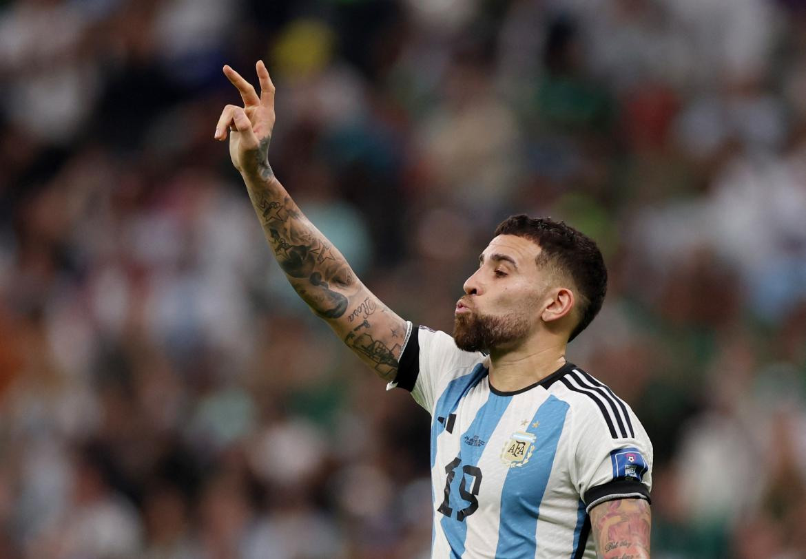 Nicolás Otamendi, uno de los puntos más alto frente a México. Foto: Reuters.