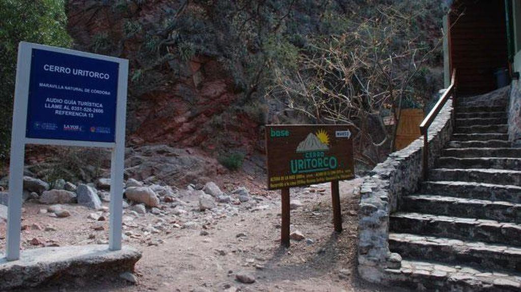 La base del cerro Uritorco, para iniciar el ascenso (La Voz).