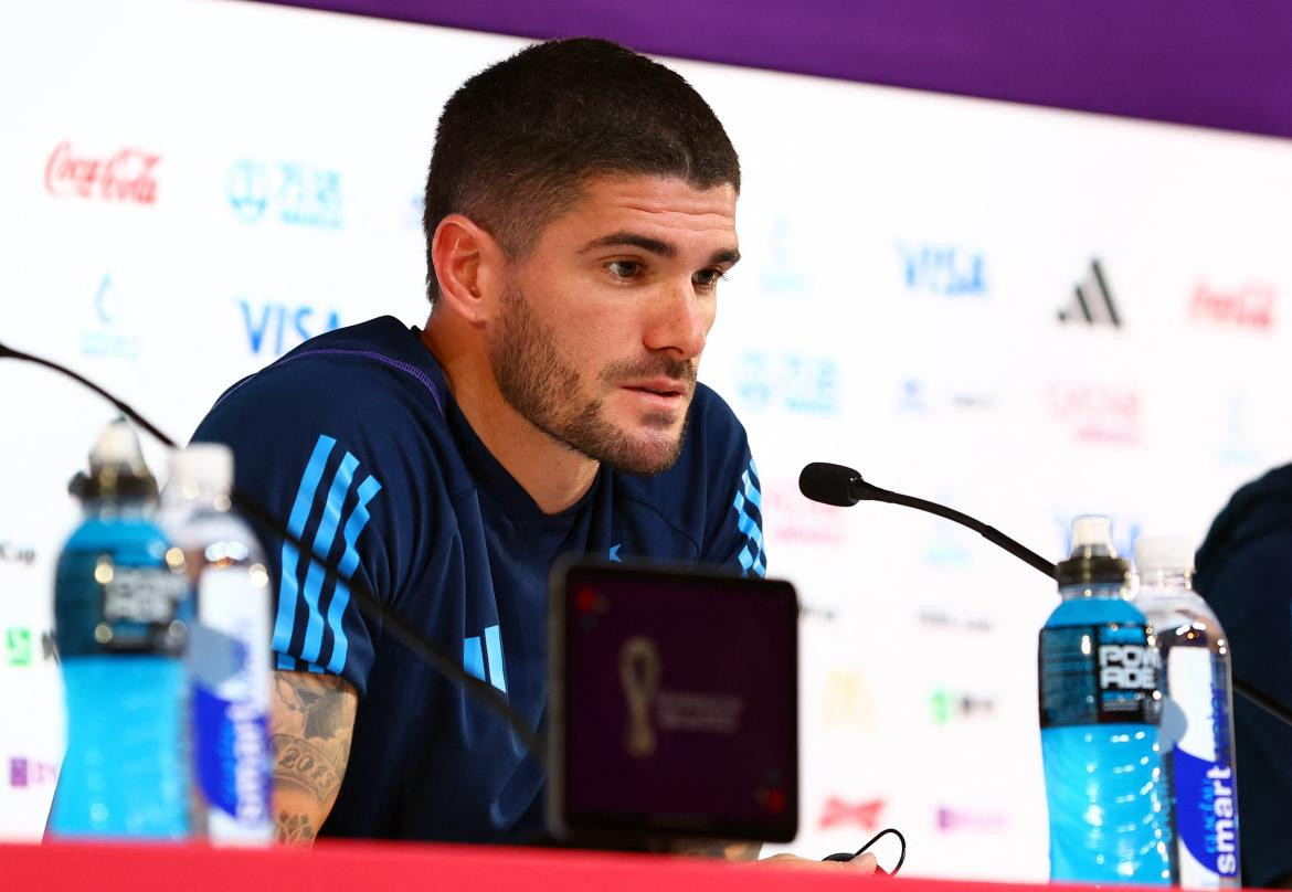 Conferencia de prensa de Rodrigo De Paul. Foto: REUTERS.