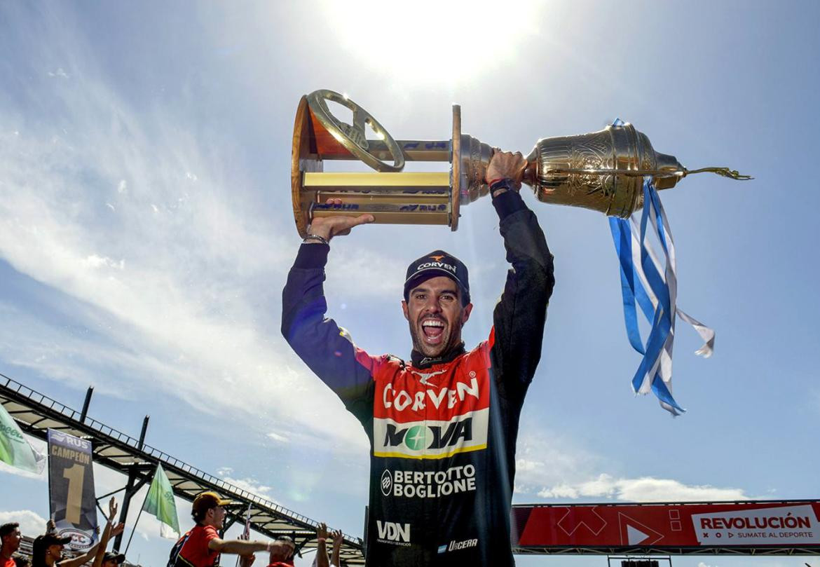 Manuel Urcera, campeón de Turismo Carretera 2022. Foto: NA.