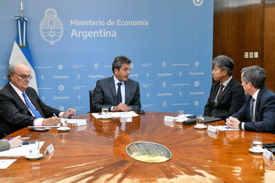 Reunión de Sergio Massa con el presidente de Toyota. Foto: Prensa.