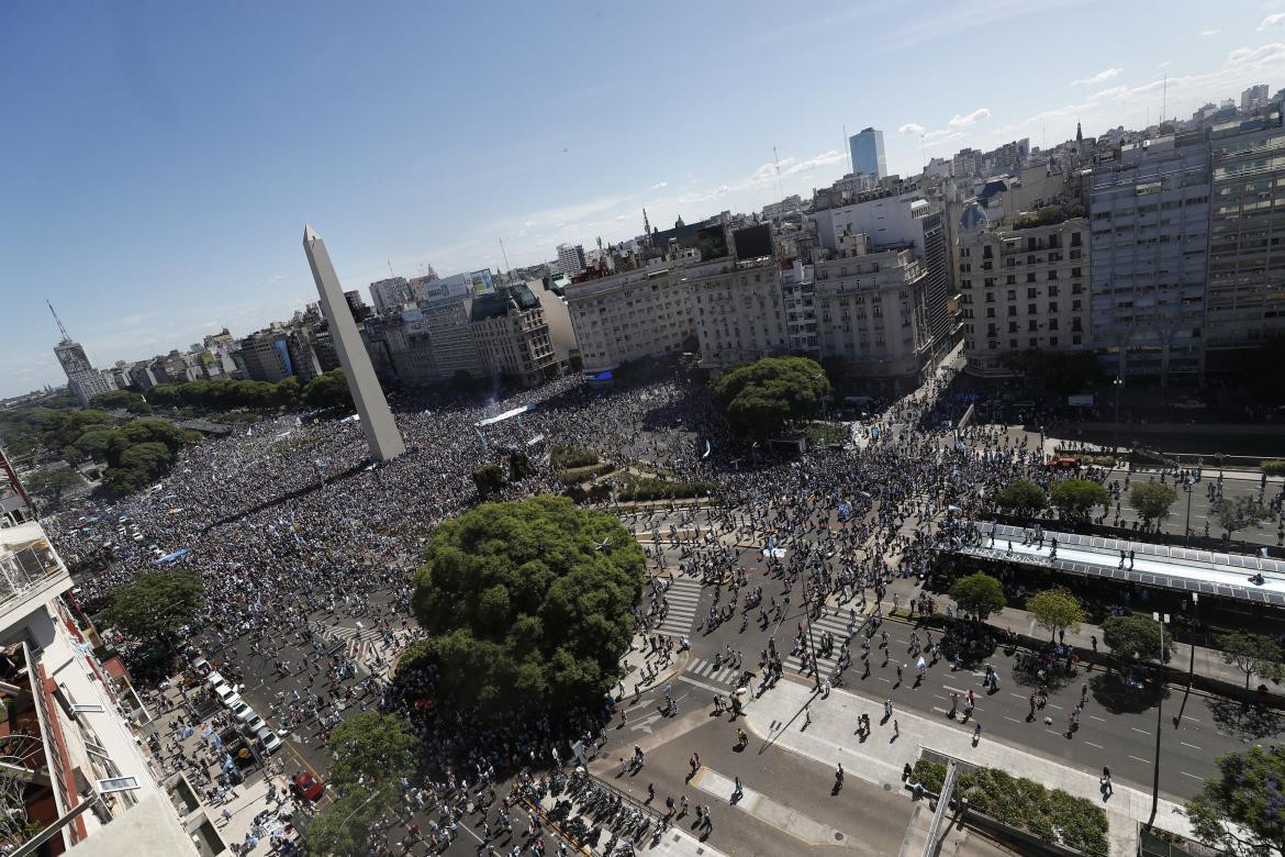 El obelisco de celeste y blanco. Foto: Reuters.