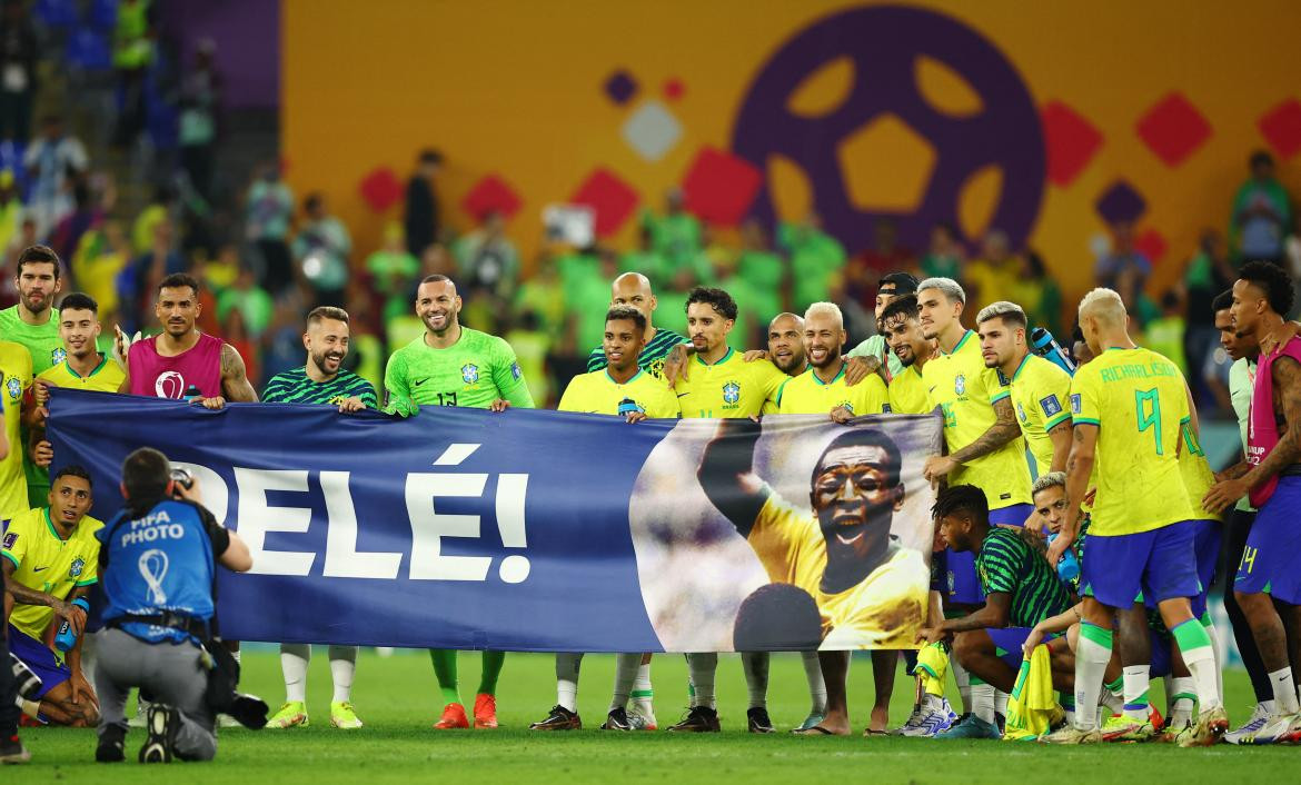 El apoyo de los futbolistas de Brasil a Pelé en el Mundial de Qatar. Foto: NA.