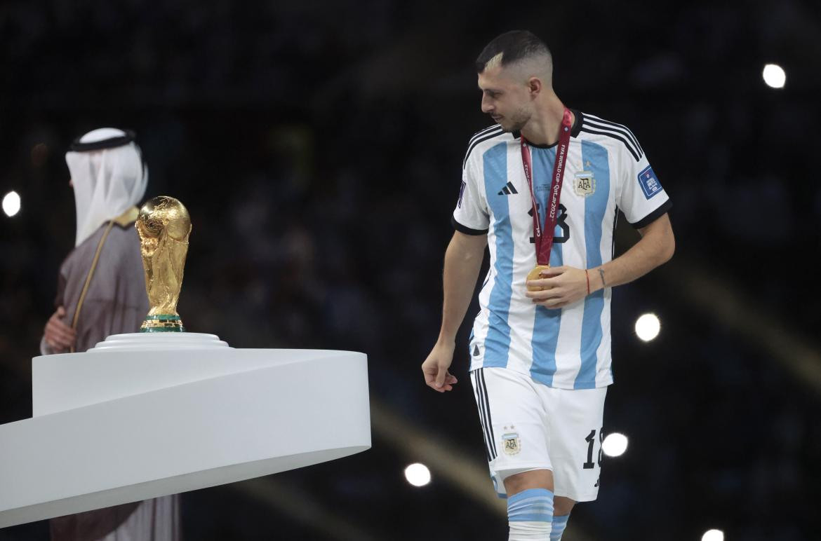 Guido Rodríguez en el Mundial de Qatar. Foto: EFE.