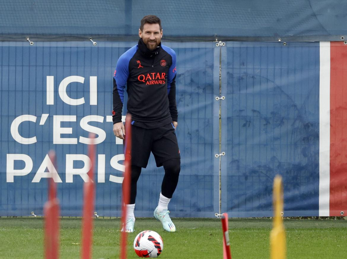 Lionel Messi en el entrenamiento del PSG. Foto: REUTERS.