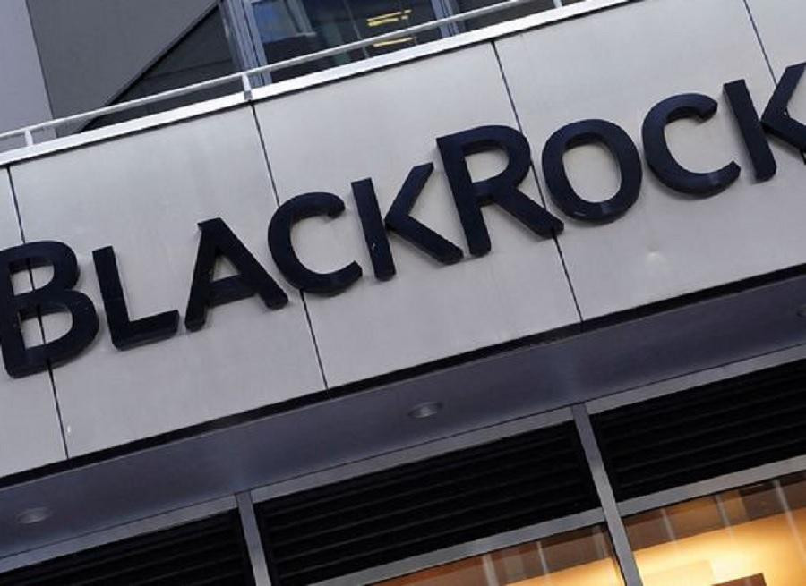 Logo de BlackRock en su sede de Nueva York. Reuters