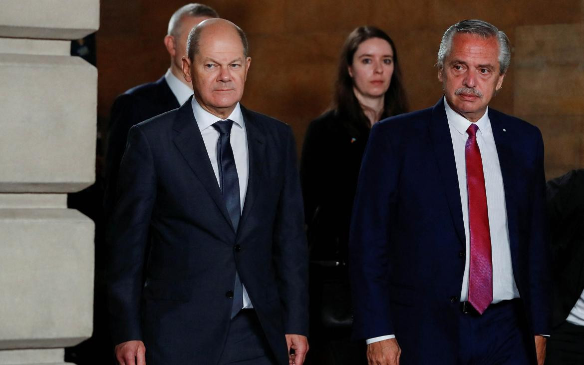 El presidente Alberto Fernández recibe al canciller alemán Olaf Scholz en el palacio San Martín. Foto NA