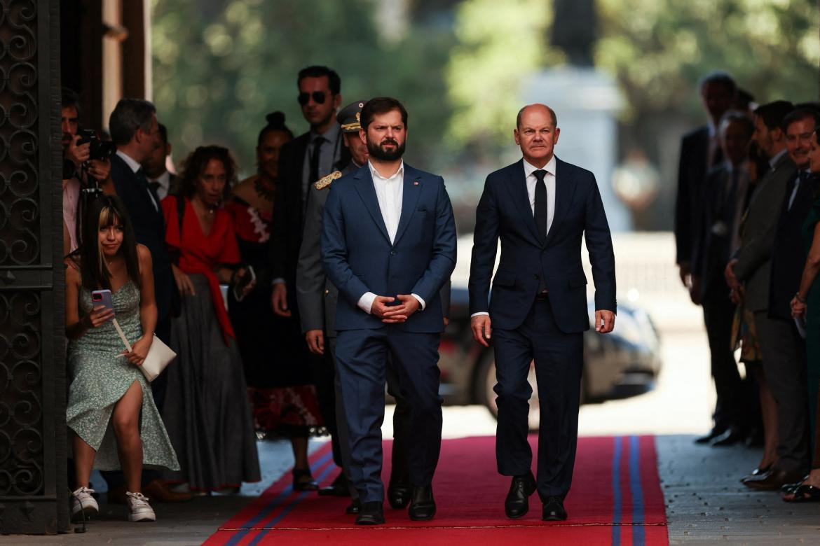 Gabriel Boric y Olaf Scholz en Chile. Foto: Reuters.