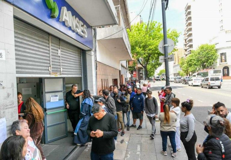 El calendario de pagos de la ANSES. Foto: NA.