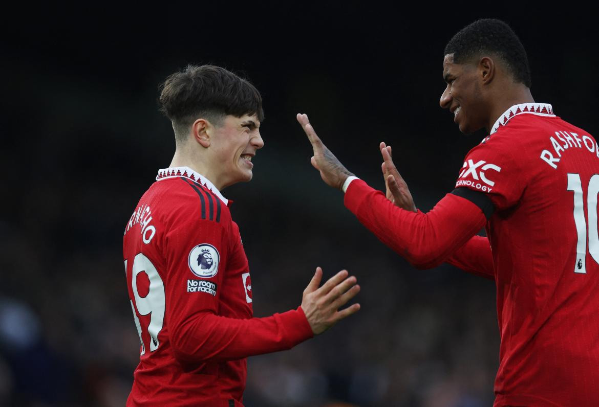 Alejandro Garnacho y Marcus Rashford. Foto: Reuters.