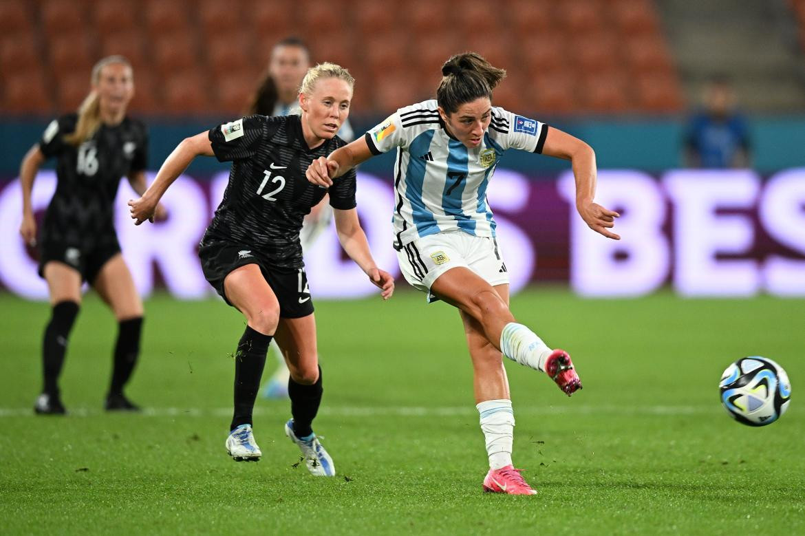 Selección Argentina de fútbol femenino ante Nueva Zelanda. Foto: Twitter @Argentina.