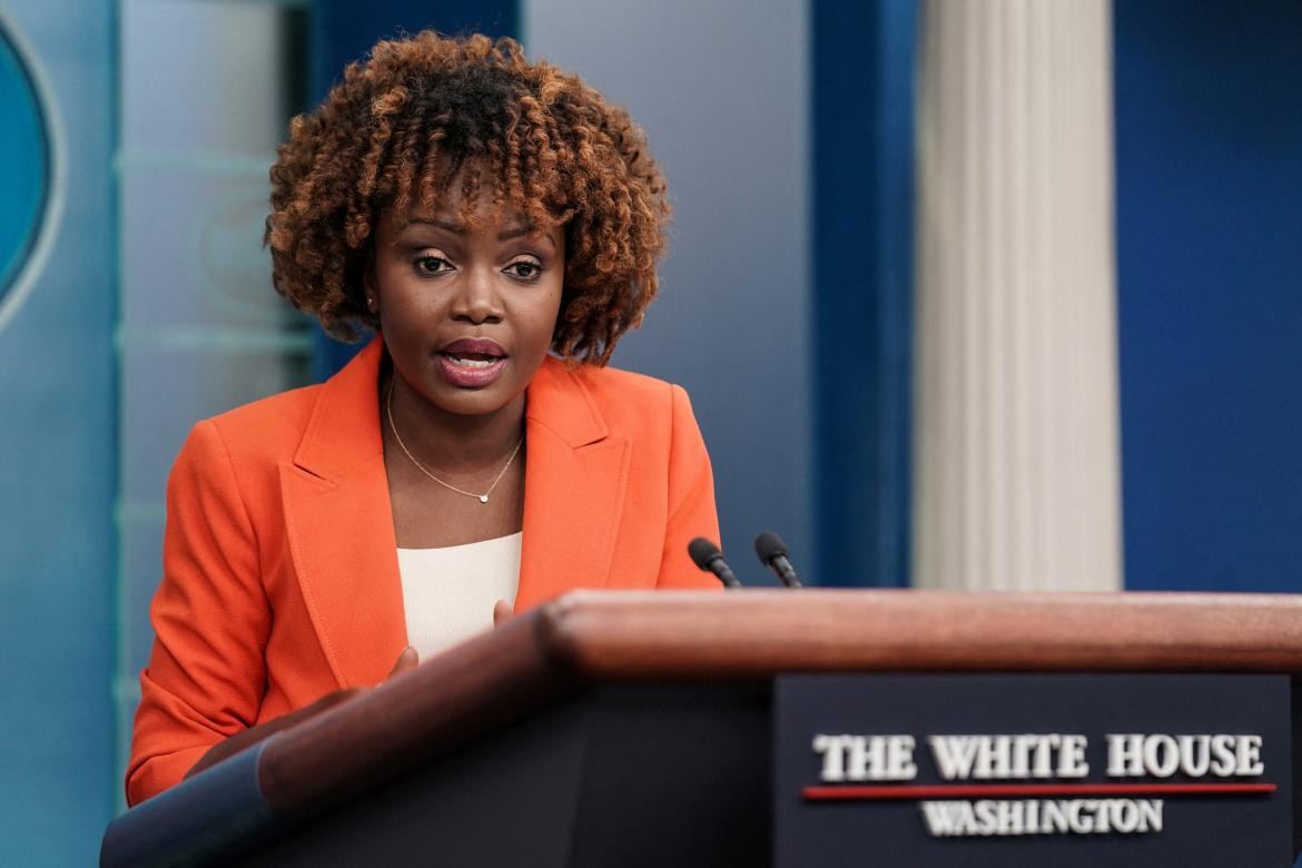 Karine Jean-Pierre, vocera de la Casa Blanca. Foto: Reuters.