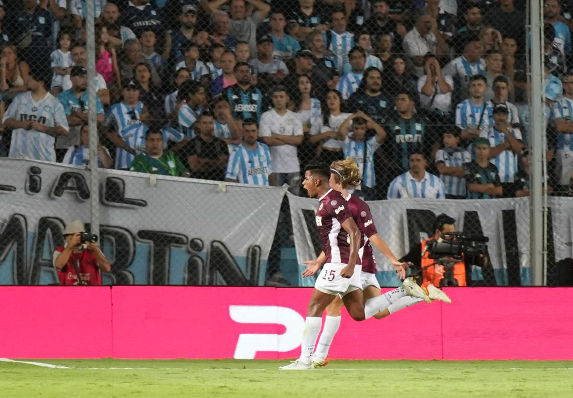 Raúl Loaiza; Racing-Lanús. Foto: NA.