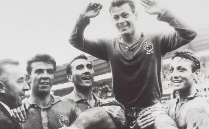 Just Fontaine, exfutbolista. Foto: NA