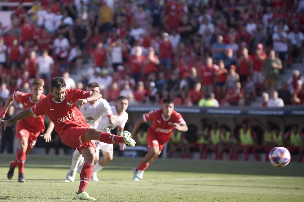 Martín Cauteruccio; Independiente-Instituto. Foto: Twitter @Independiente.