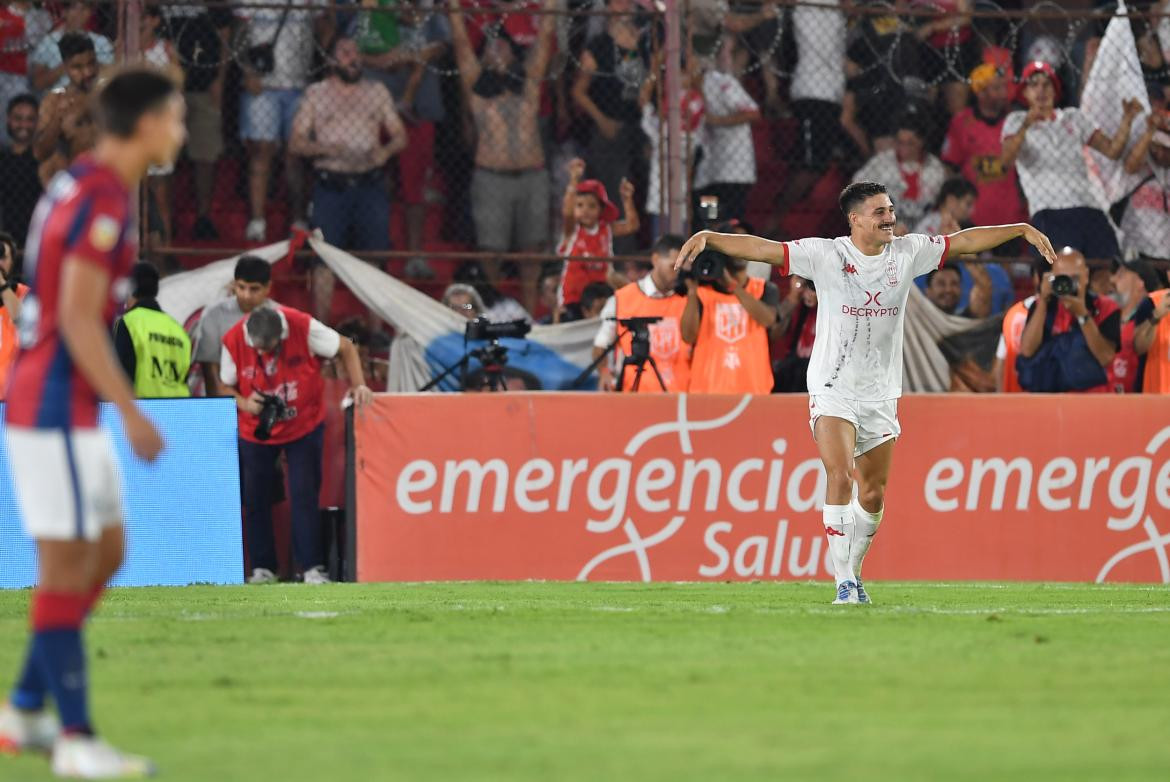 Matías Cóccaro; Huracán-San Lorenzo. Foto: Télam.