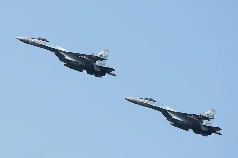 Aviones rusos Sukhoi Su-35: Foto: REUTERS