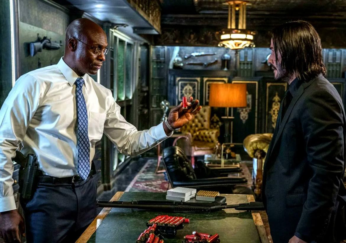 Lance Reddick en John Wick. Foto Twitter @Keanu_TheClub.