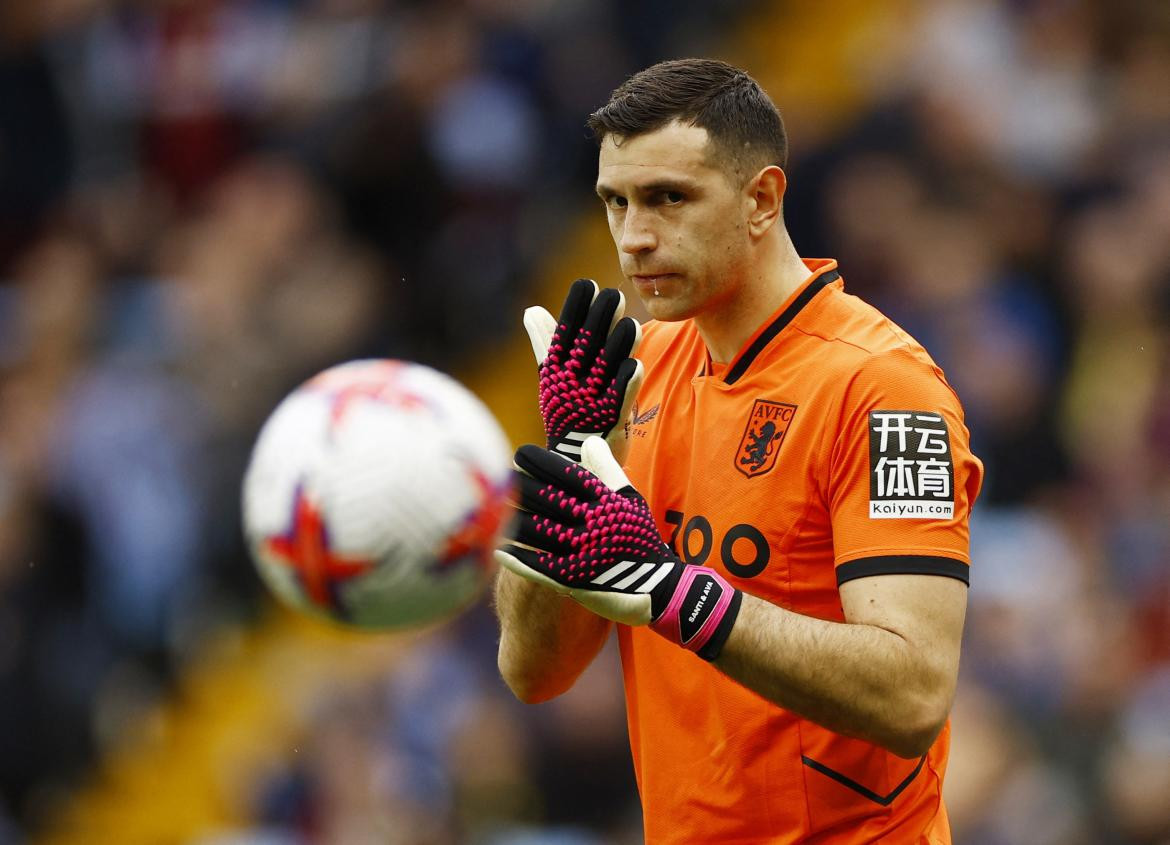 Dibu Martínez, Aston Villa, Premier League. Foto: REUTERS