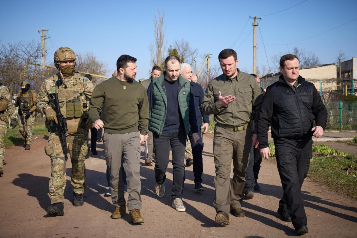 Volodimir Zelenski visitó Jerson. Foto: Télam