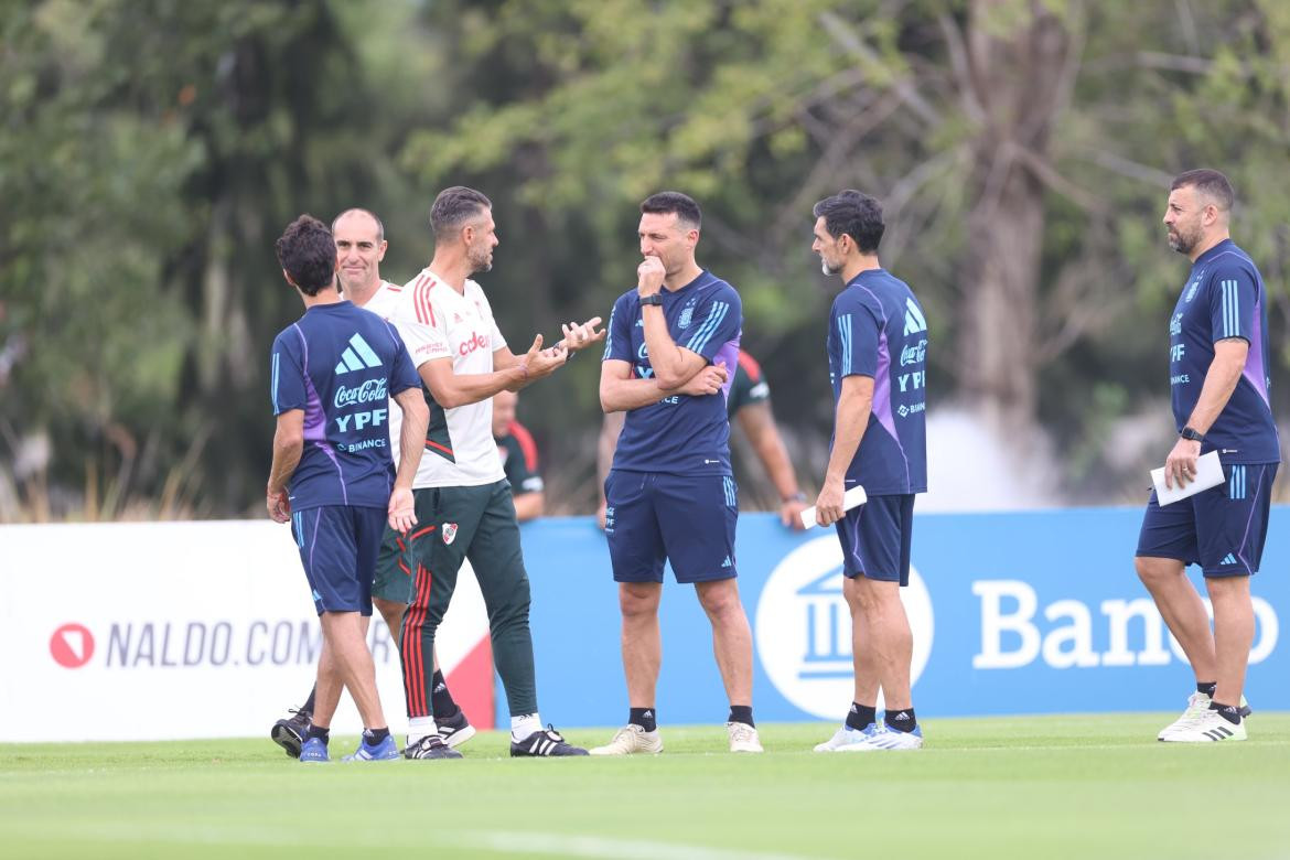 Argentina vs River, amistoso. Foto: Twitter @Argentina